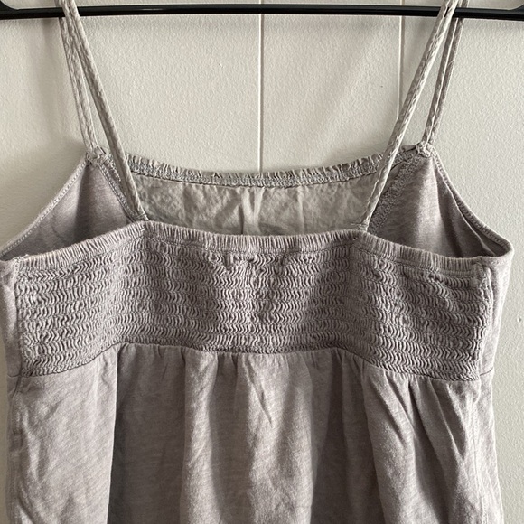 American Eagle size L grey tank top with beautiful detailing - Picture 7 of 8